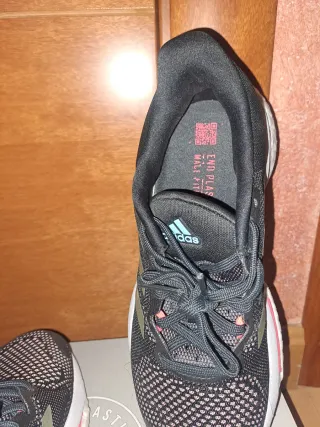 Zapatillas Adidas Negras, plata y naranja