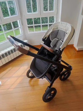 Carrito bebé. Neonato Puro. Silla + Capazo + Saco