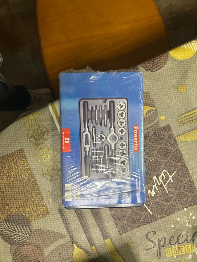 Kit Terrajas / Machos Powerfix 20 piezas