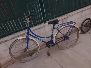 Bicicleta BH Paseo a Reparar lleva ruedas de  26