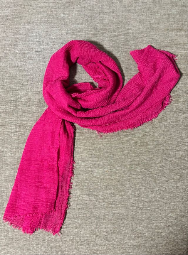 Pañuelo rosa con textura