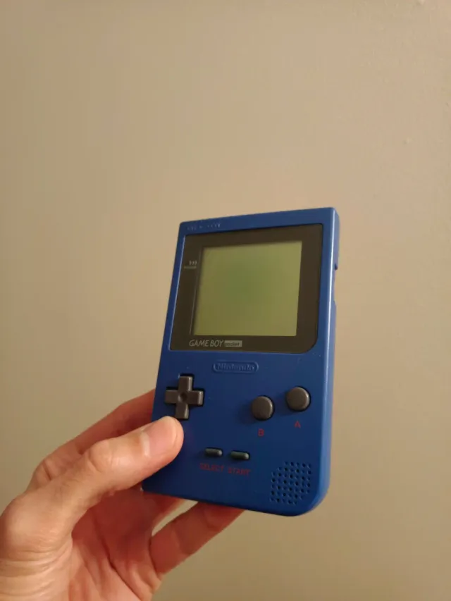 Game Boy Pocket azul