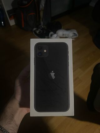 iPhone 11 CAJA