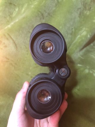 Prismáticos negros