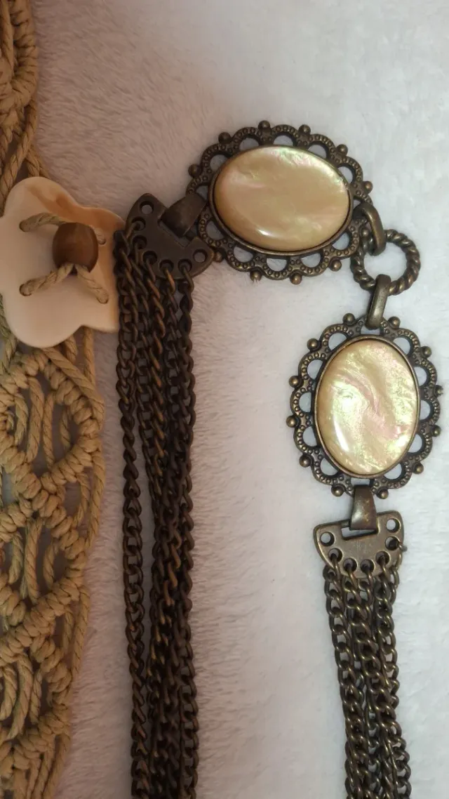 Cinturones mujer beige y plateado