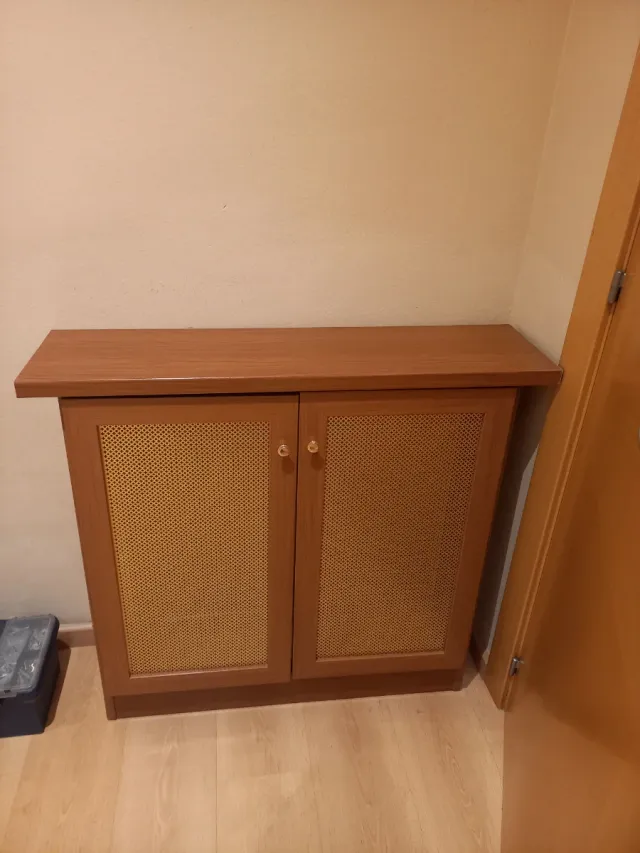 Mueble radiador de madera