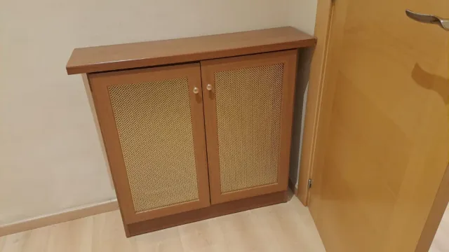 Mueble radiador de madera
