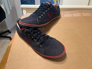Zapatillas Fred Perry Azul Marino y Rojo