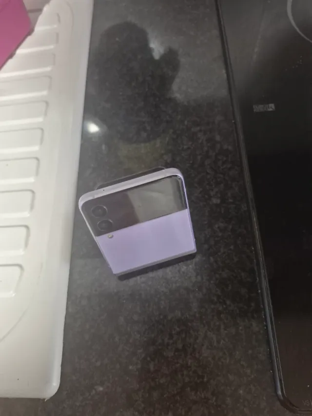 Samsung Galaxy Z Flip 3 5G con Caja