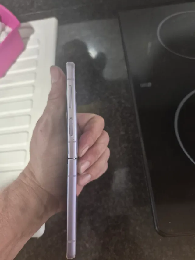 Samsung Galaxy Z Flip 3 5G con Caja