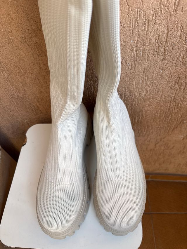 Botas trendy beige, perfectas para otoño/invierno