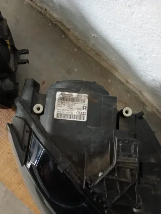 Focos originales bixenon delanteros Audi A4 B8