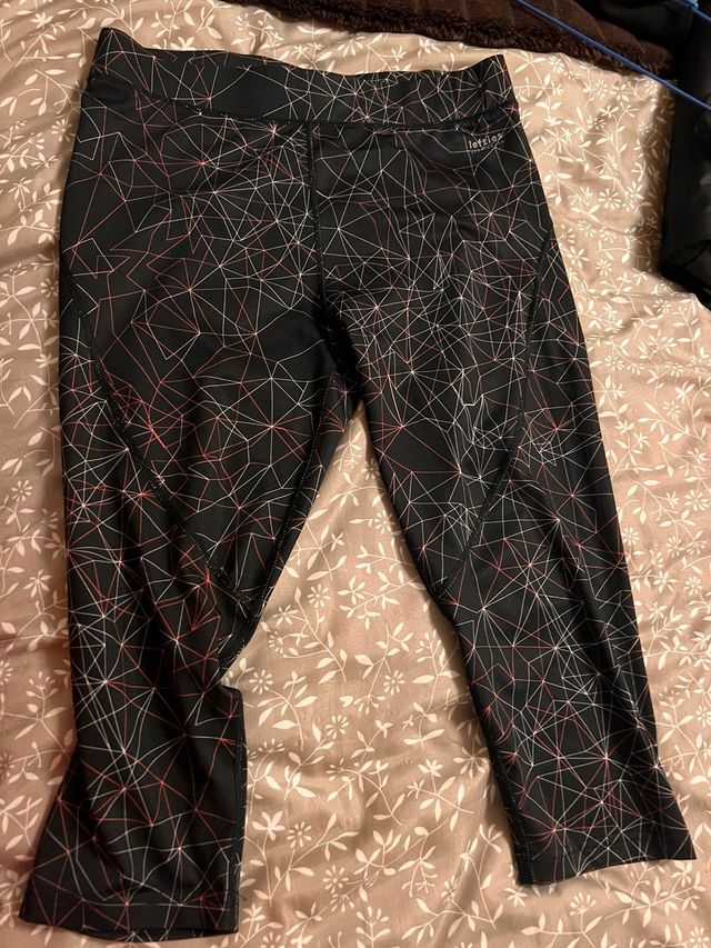 Pantalón deportivo Letties negro y rosa