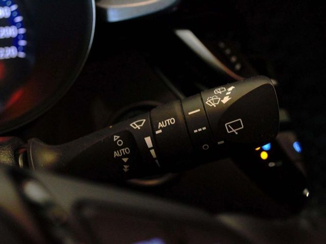 Toyota C-HR 2.0 180H Advance