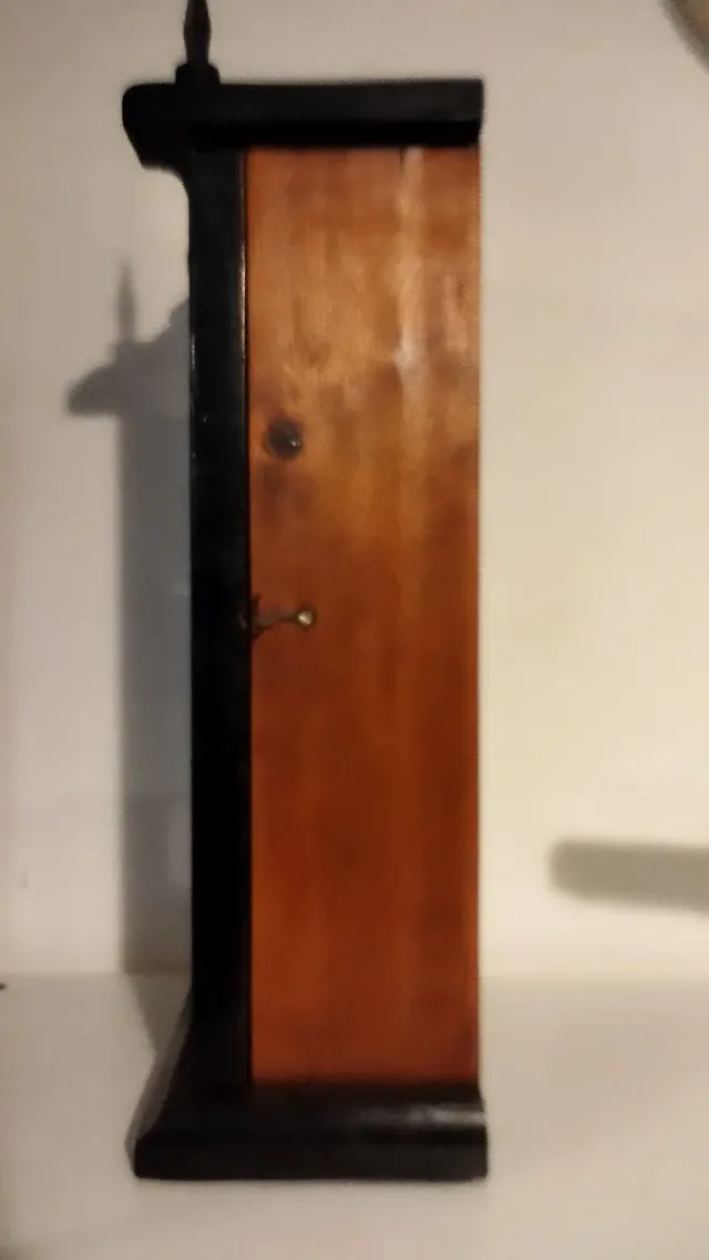 Orologio a pendolo antico