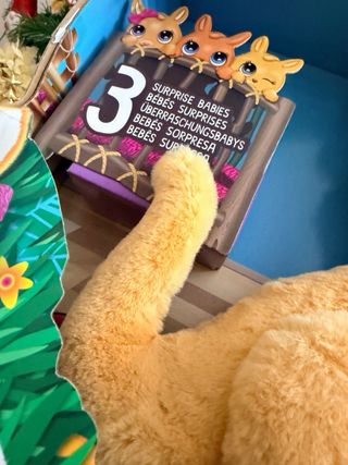 Furreal Mama Josie Canguro Peluche Interattivo