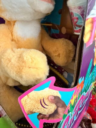 Furreal Mama Josie Canguro Peluche Interattivo