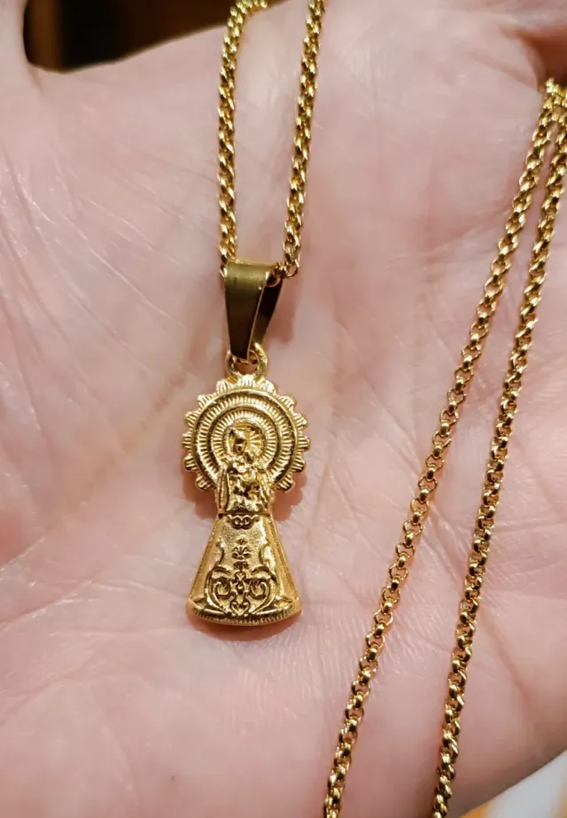 28X13mm COLGANTE VIRGEN DEL PILAR ACERO INOXIDABLE