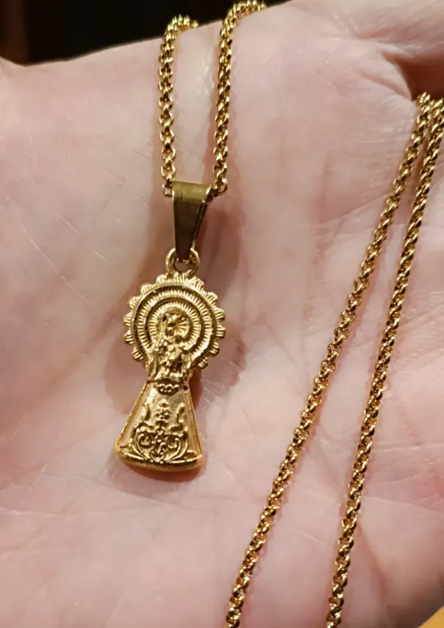 28X13mm COLGANTE VIRGEN DEL PILAR ACERO INOXIDABLE