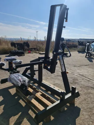 Máquinas de gimnasio en tienda física