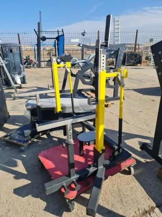 Máquinas de gimnasio en tienda física