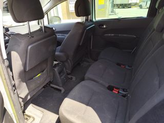 PEUGEOT 5008 1.6VTi 120CV STYLE 7 PLAZAS 5 PUERTAS