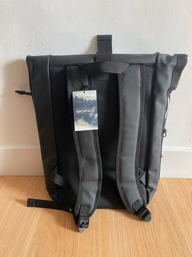 Mochila impermeable negra