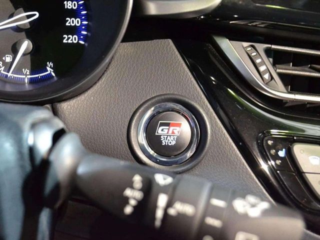 Toyota C-HR 2.0 180H GR Sport