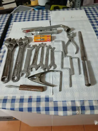 Lote de herramientas varias antiguas