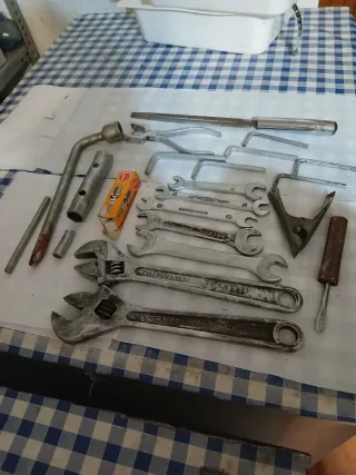 Lote de herramientas varias antiguas