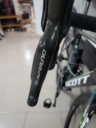 Bicicleta de carretera Scott