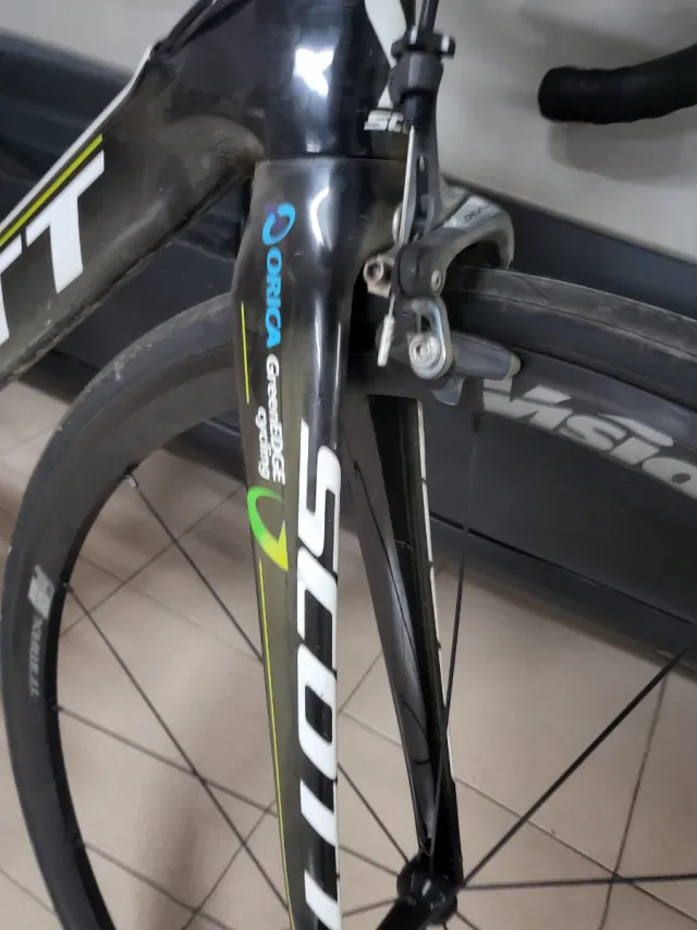 Bicicleta de carretera Scott