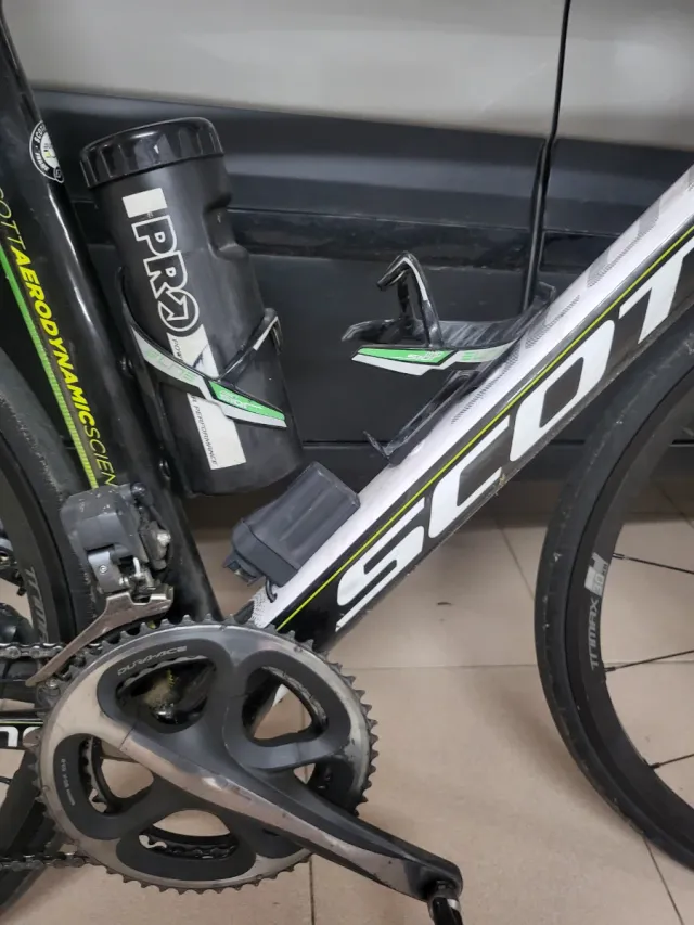 Bicicleta de carretera Scott