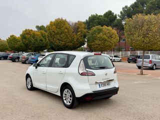 Renault Scenic 2012 SOLO ATIENDO LLAMADAS Y WhatsA