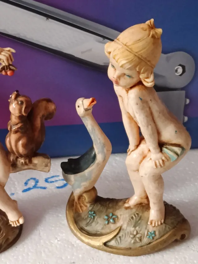 Statuine depose Fontanini