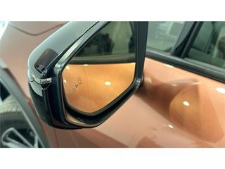 Lexus LBX 1.5 EMOTION+