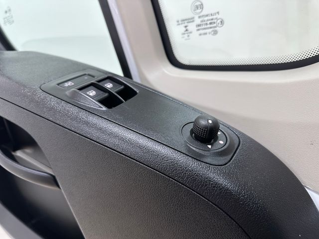 Peugeot Boxer 2023 L2H2