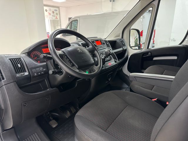 Peugeot Boxer 2023 L2H2