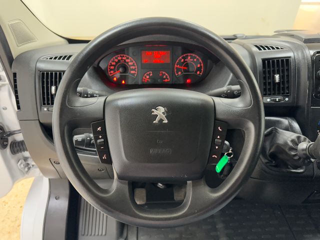 Peugeot Boxer 2023 L2H2