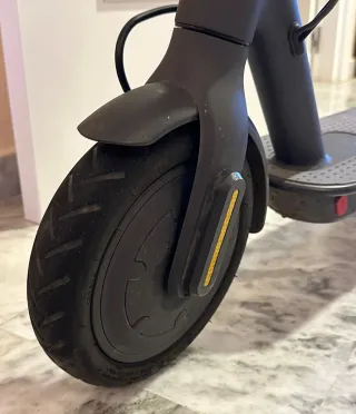 Patinete Eléctrico Xiaomi Mi Essential