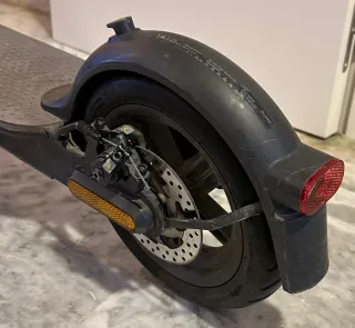 Patinete Eléctrico Xiaomi Mi Essential