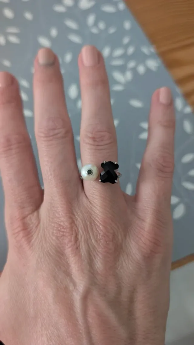 Anillo Tous Oso Negro y Perla