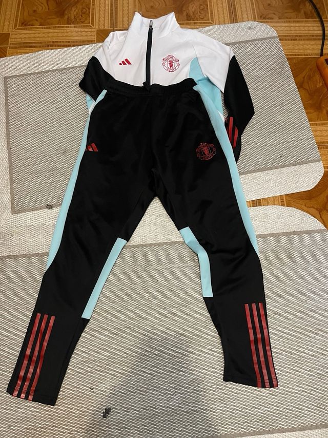 Chándal Adidas Manchester United Talla M