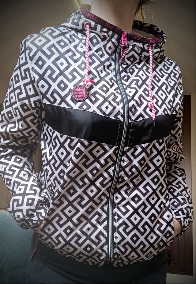 Cazadoras/Cortafríos 4€