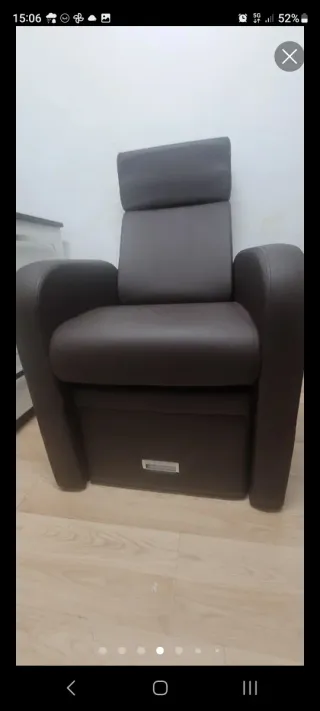 Sillón de pedicura de piel marrón