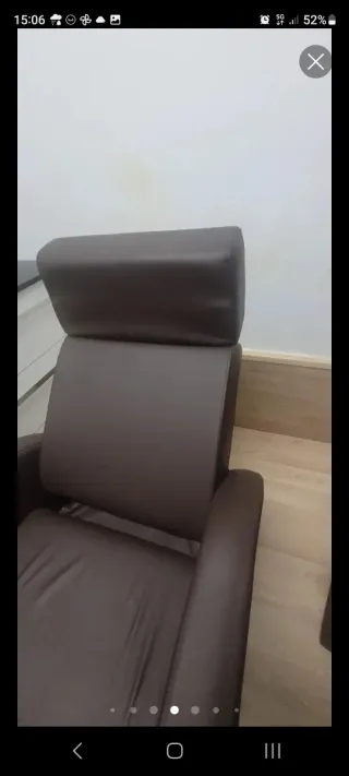 Sillón de pedicura de piel marrón