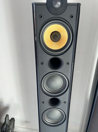 Altavoces Bowers & Wilkins 5.0 — Alta gama Home Ci