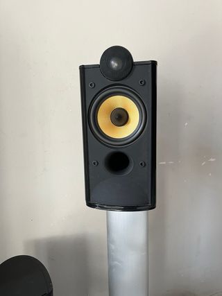 Altavoces Bowers & Wilkins 5.0 — Alta gama Home Ci