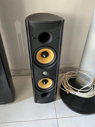 Altavoces Bowers & Wilkins 5.0 — Alta gama Home Ci