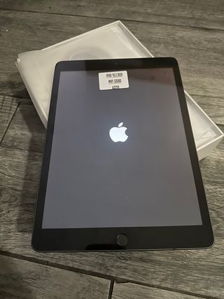 Apple iPad 2020 Negro/Gris